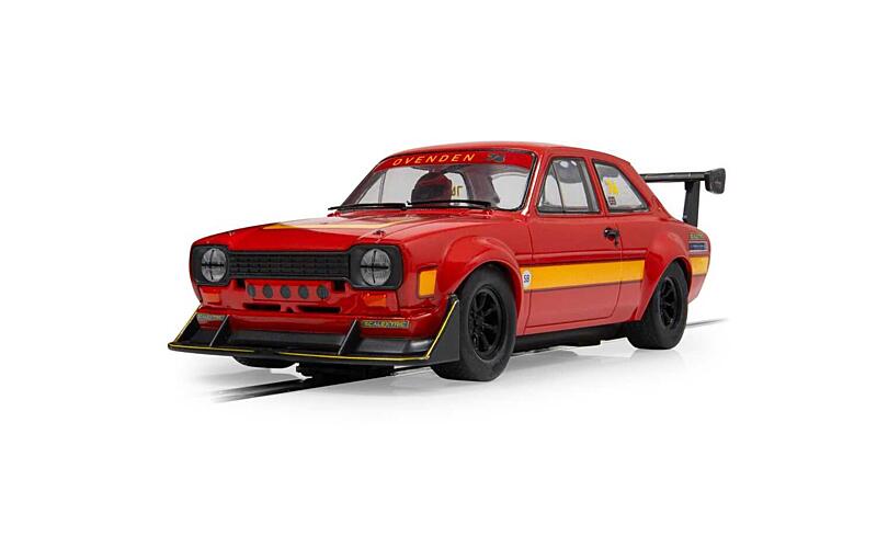 Autíčko Touring SCALEXTRIC C4571 - Ford Escort MK1 RSR - Modified Ford Series - Tom Ovenden 1:32